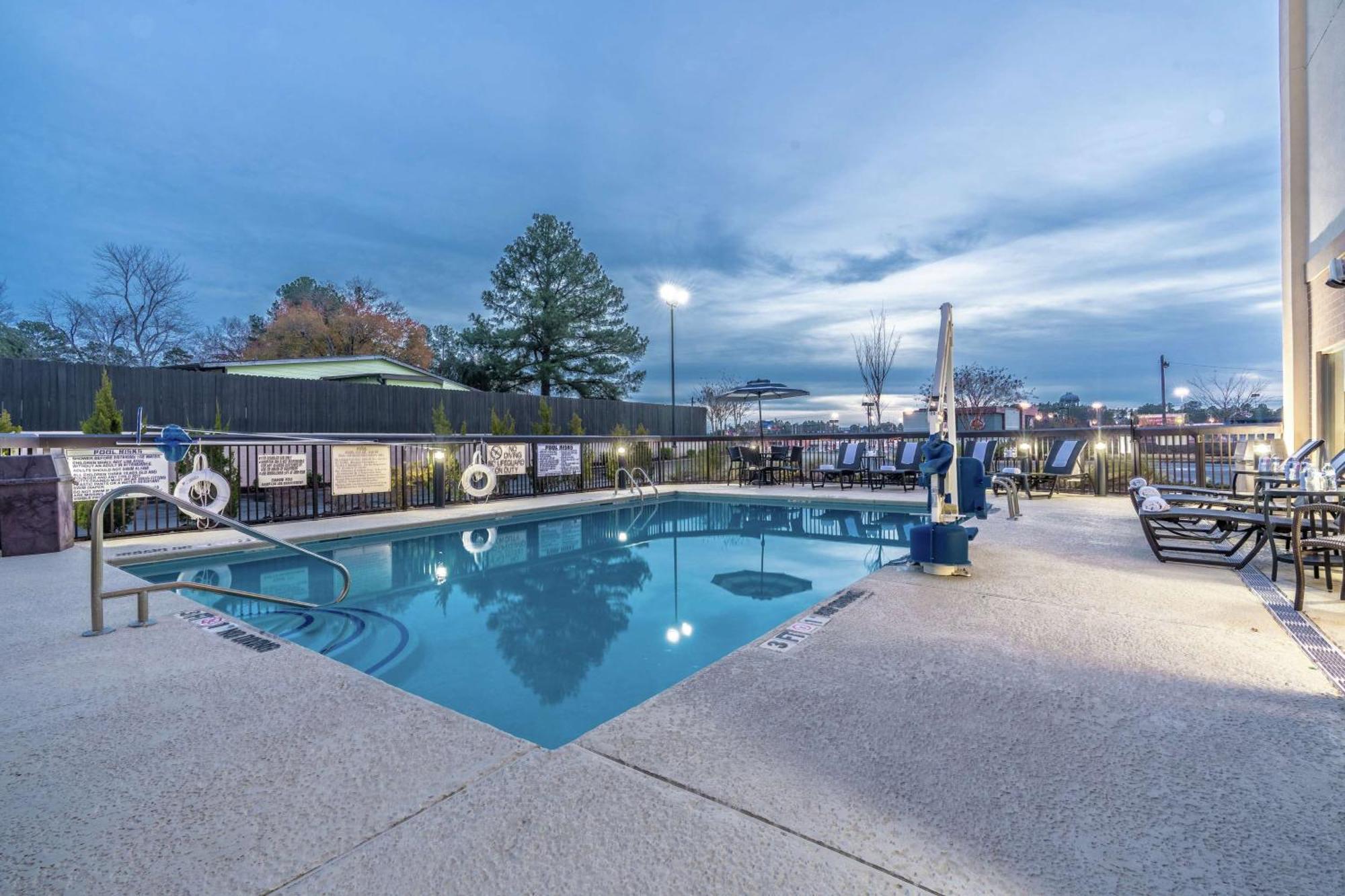 Hampton Inn Milledgeville Eksteriør billede